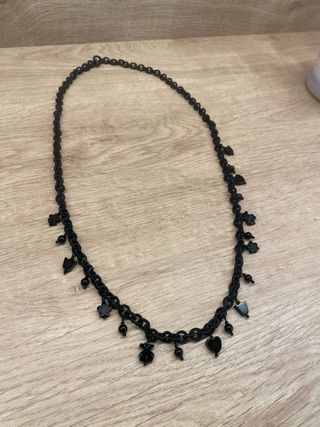 Collar Tous negro con avalorios de la marca