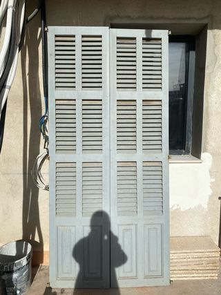 Puerta doble de terraza con lamas