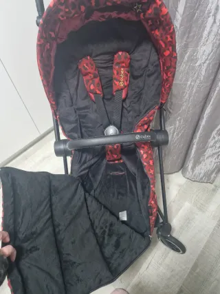Cybex Mios Carrinho de Bebé