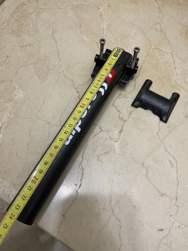 Tija Alpcross suíça de carbono reto 31,6 x 240mm