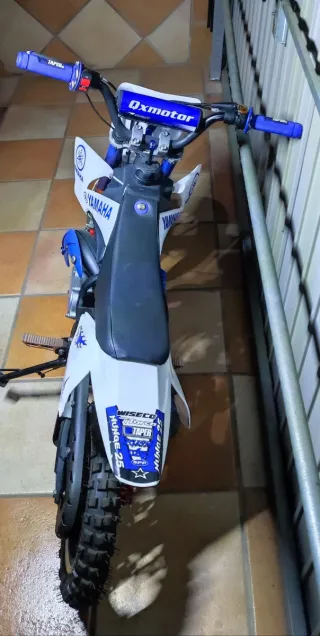 Mini Moto Yamaha Azul y Blanca