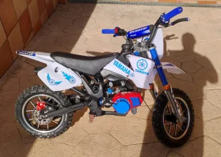 Mini Moto Yamaha Azul y Blanca