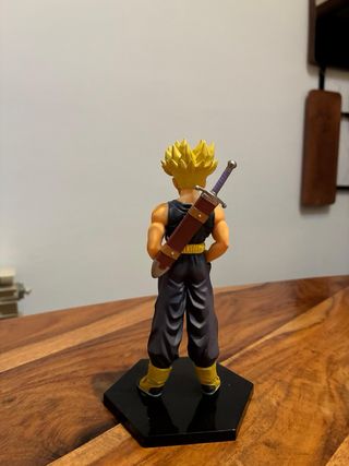 Figura Trunks Dragon Ball