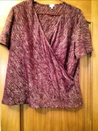 Top cruzado rojo y dorado