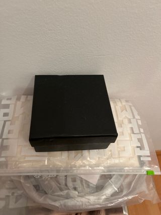 Caja Negra Pequeña con bolsos día