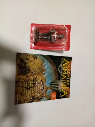 Soldatini in Armatura 19 + Fascicolo