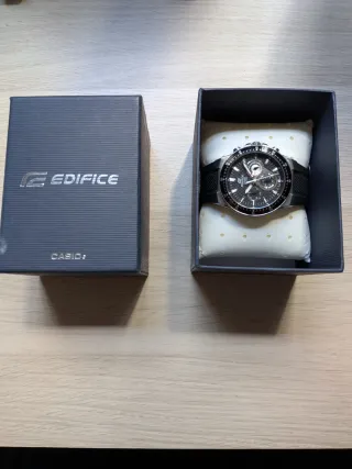 Reloj Casio Edifice Cronógrafo EF 552 Modelo 5119