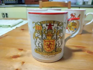 Set 6 Tazze commemorative stemma reale