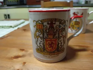 Set 6 Tazze commemorative stemma reale