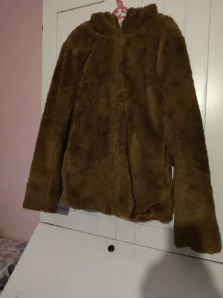 Abrigo de pelo marrón mujer