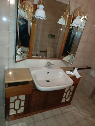 Mobile bagno fine anni '80 legno e porcellana