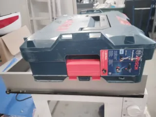 Caja Bosch para taladro y radial