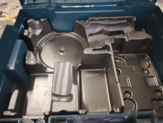 Caja Bosch para taladro y radial