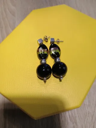 Pendientes plata y piedras negras