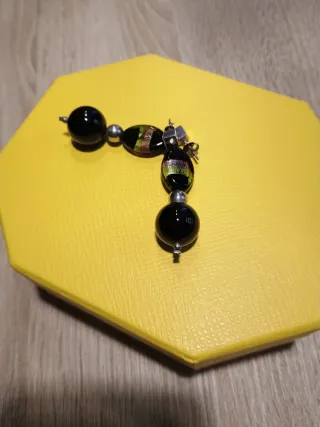 Pendientes plata y piedras negras