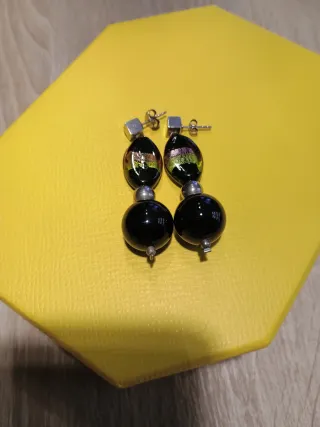 Pendientes plata y piedras negras