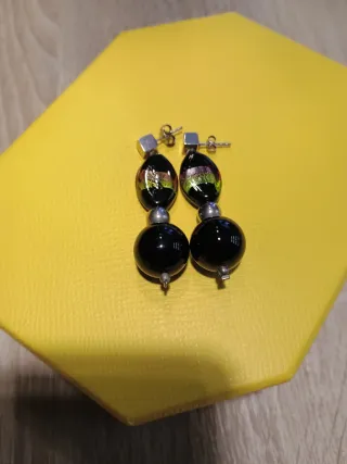 Pendientes plata y piedras negras