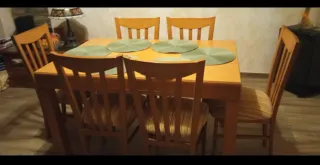 Mesa de comedor de madera maciza extensible