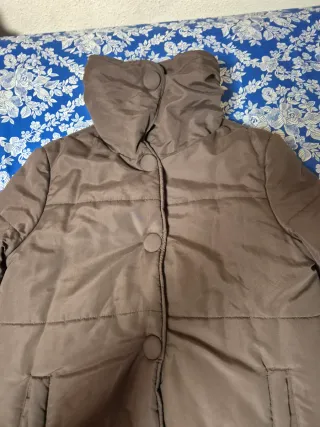Chaqueta acolchada mujer marrón