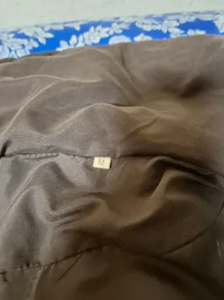 Chaqueta acolchada mujer marrón