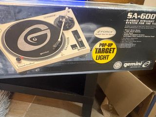 Tocadiscos Gemini SA-600 II