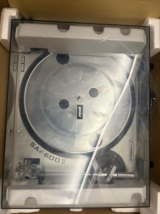 Tocadiscos Gemini SA-600 II