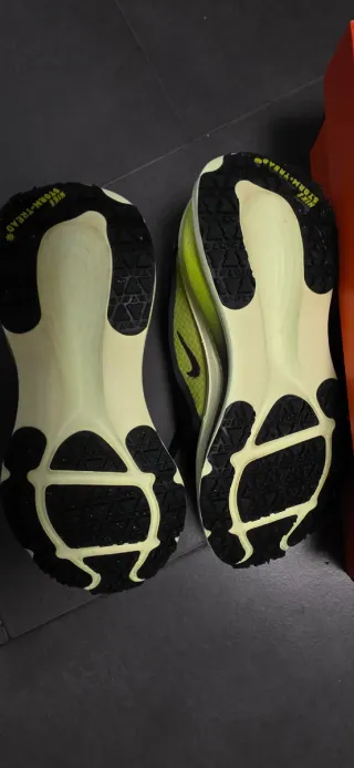 Nike Vomero 18 Gore-Tex Talla 40.  Negociable