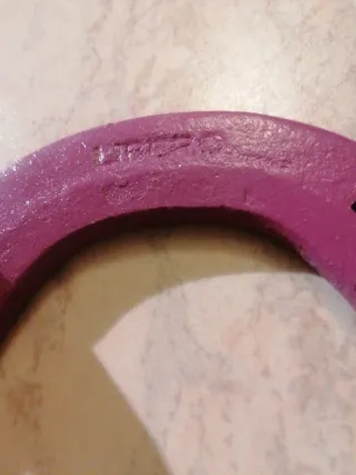 Ferro di cavallo portafortuna viola