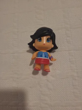 Muñeca Pinypon niña pelo negro