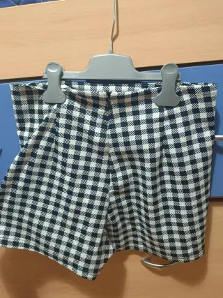 Falda pantalón cuadros blanco y negro