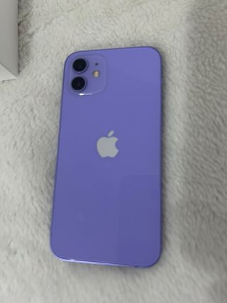 iPhone 12 Lila en perfecto estado. 100% de batería