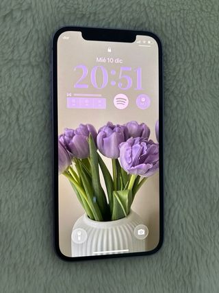 iPhone 12 Lila en perfecto estado. 100% de batería