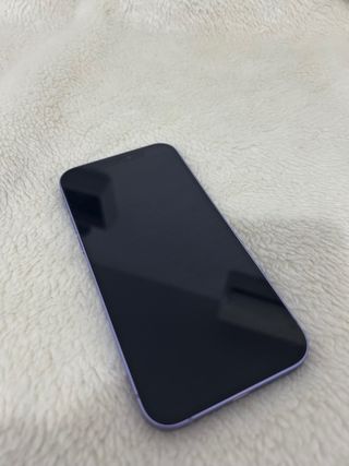 iPhone 12 Lila en perfecto estado. 100% de batería