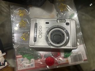 Cámara Digital Pentax Optio Plata