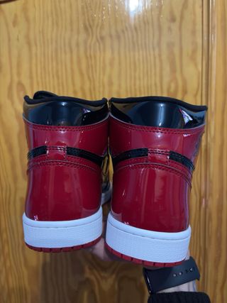 Jordan 1 High Patent Bred