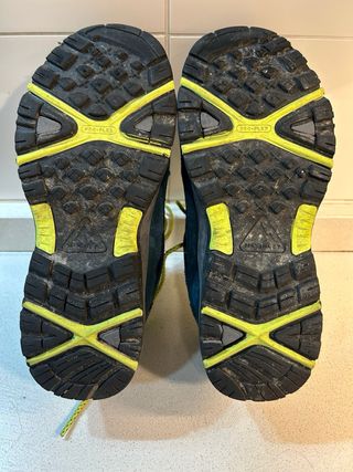 Zapatillas de montaña de Decathlon Talla 37