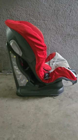 Silla coche Isofix CAM roja