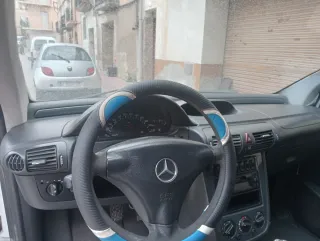 Mercedes-Benz Vaneo 2002