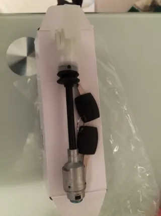 Cerradura Capó Ford Focus C-Max