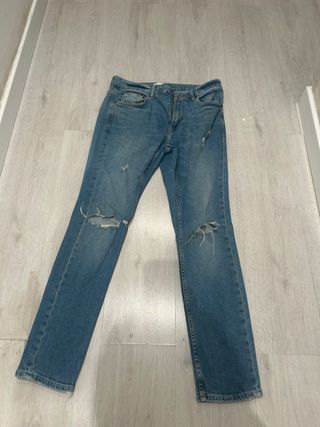Tejanos Pull&Bear azules rotos