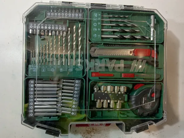 Atornillador + Accesorios + 2 Baterías PARKSIDE