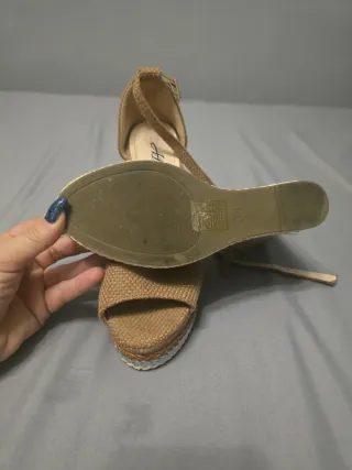 Cuñas marrones con plataforma