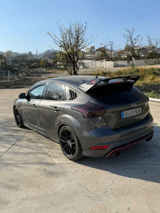 Ford focus sline con pack RS 2018