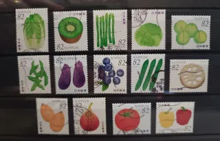 Sellos Japón  - Verduras y Frutas