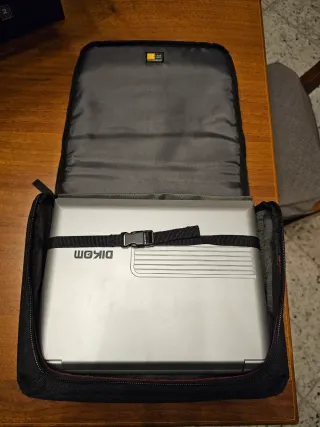 Lettore DVD Portatile DIKOM