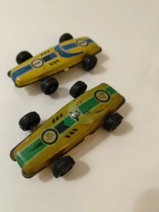 Coppia Macchinine Vintage in metallo