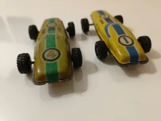 Coppia Macchinine Vintage in metallo