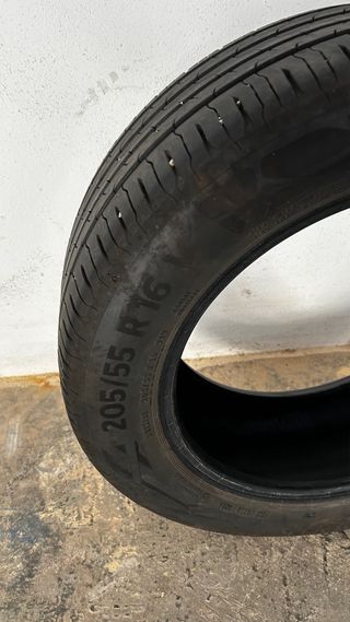 Neumático Continental 205/55 R16V