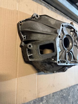 SEAT 124  Campana de caja cambio biarbol 2000