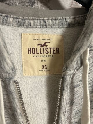 Chaqueta Hollister Gris con Cremallera